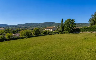 Terrain à Saint-Sernin